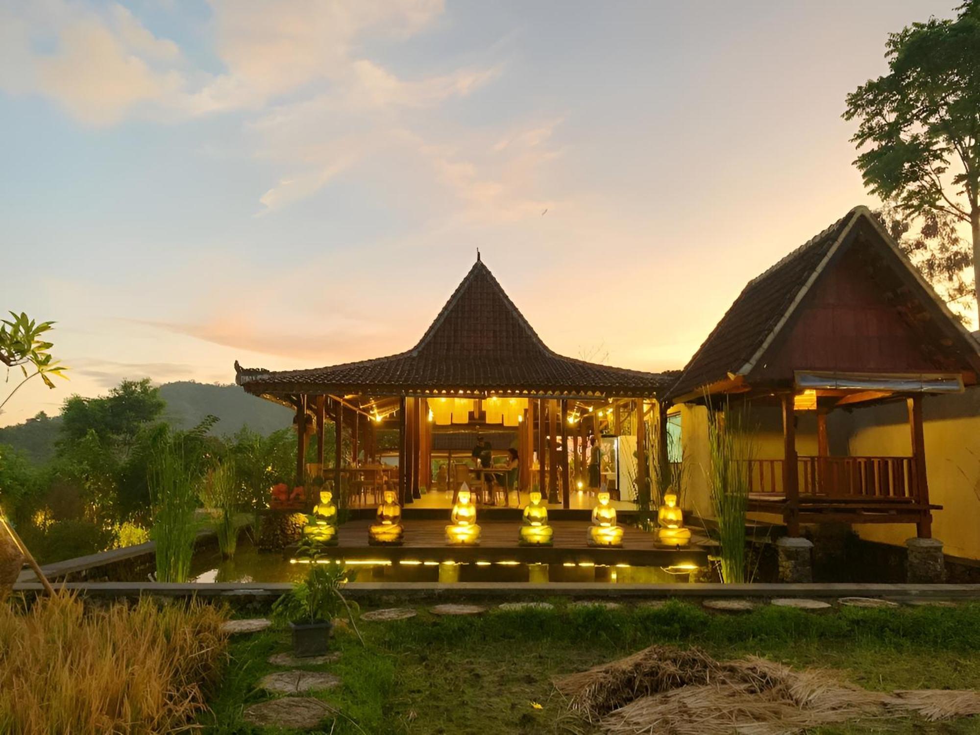 Anandinii River Lodge By Agata Sidemen  Extérieur photo